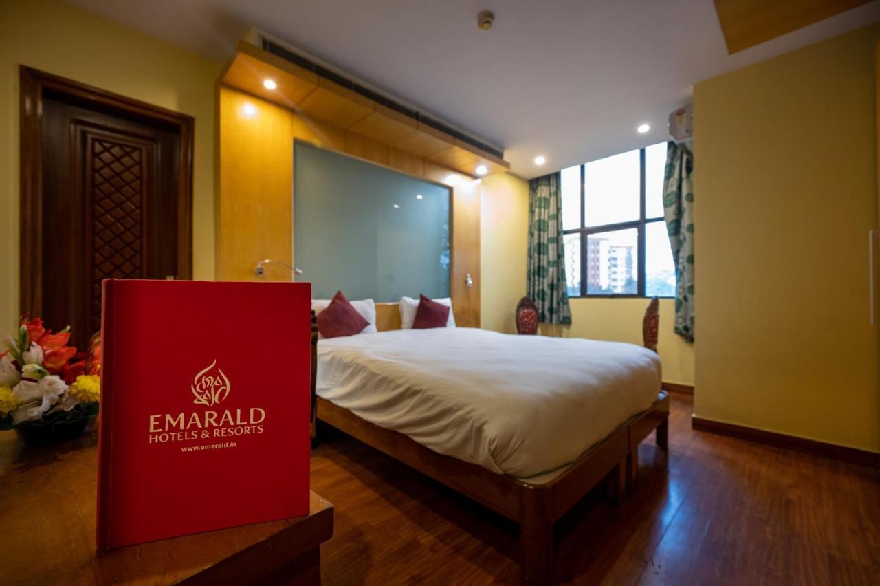 Hotel Emarald, ניו דלהי מראה חיצוני תמונה