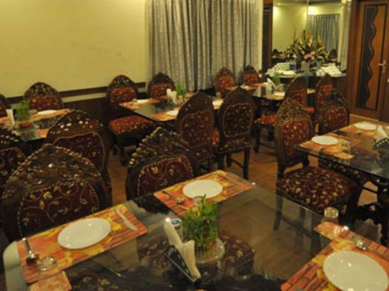 Hotel Emarald, ניו דלהי מראה חיצוני תמונה