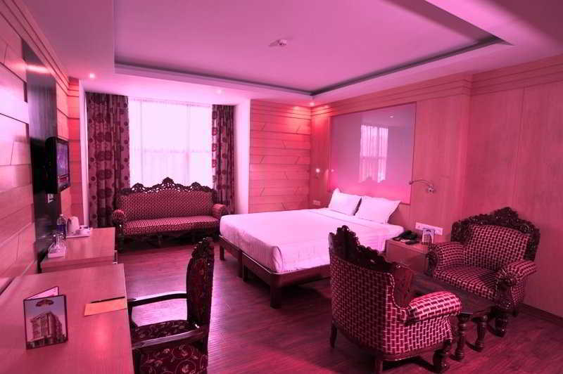 Hotel Emarald, ניו דלהי מראה חיצוני תמונה