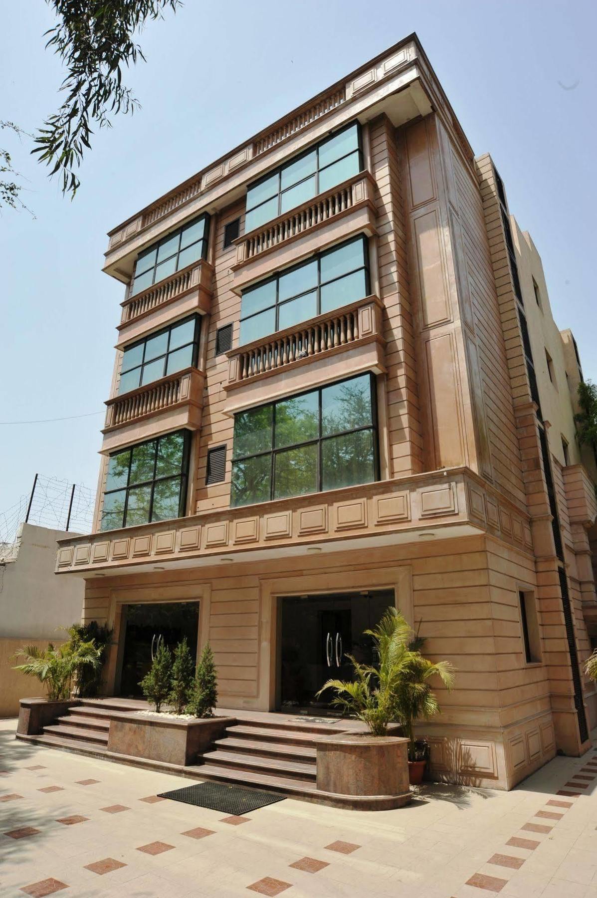 Hotel Emarald, ניו דלהי מראה חיצוני תמונה