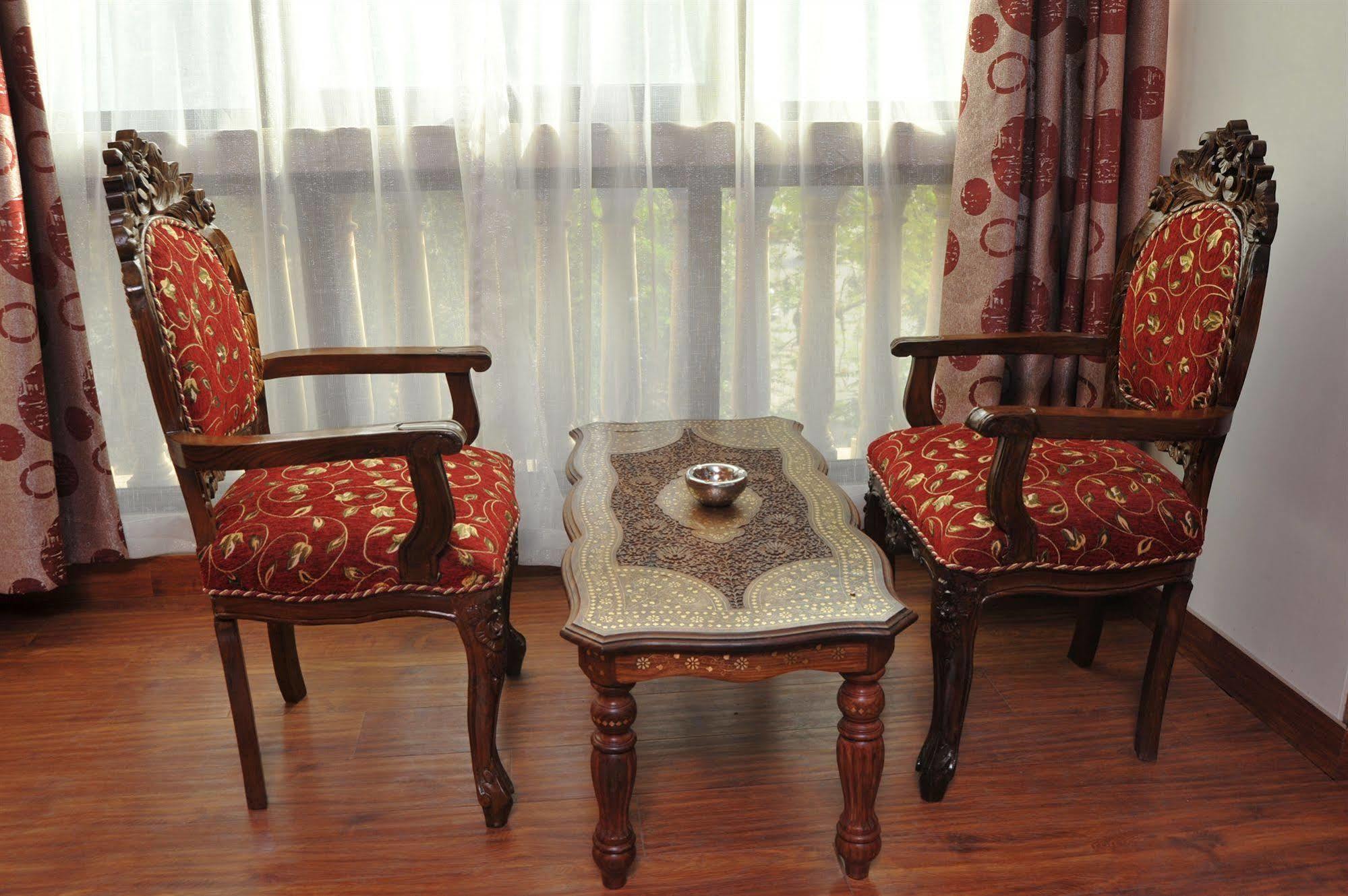 Hotel Emarald, ניו דלהי מראה חיצוני תמונה